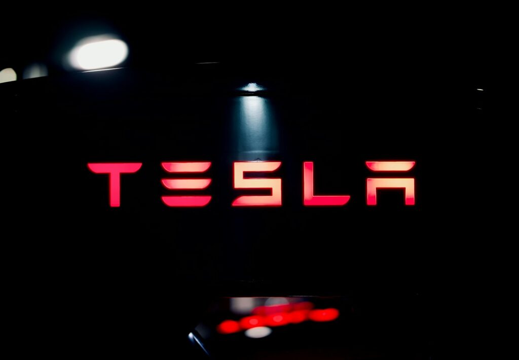 tesla aktie framtid